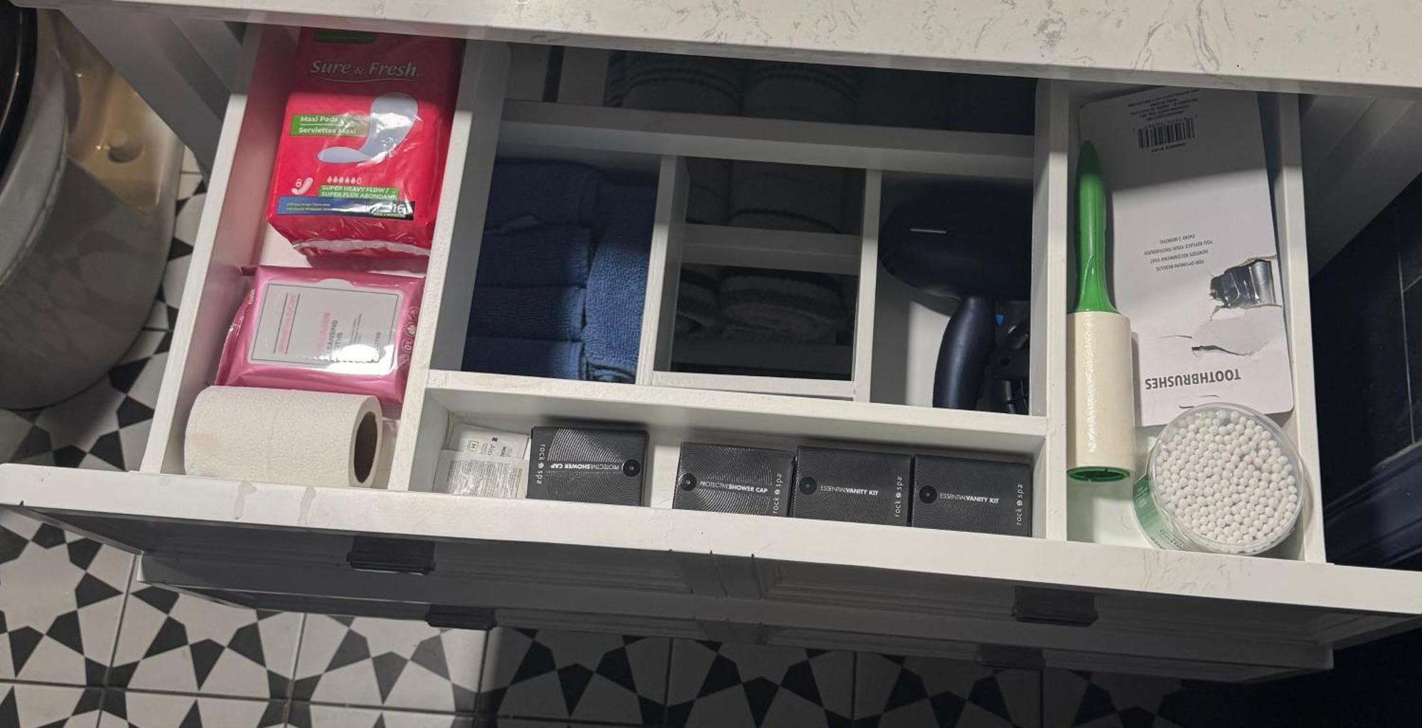 Js Place 4 Scooters Included تشارلوت المظهر الخارجي الصورة